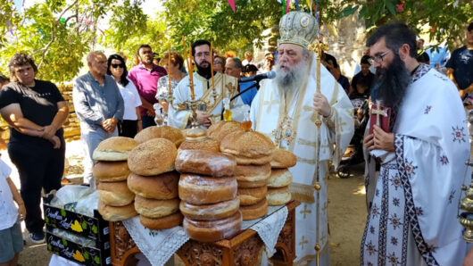 Η Μεταμόρφωση του Σωτήρος στα νησιά της Παροναξίας – Η μεγάλη γιορτή της Ορθοδοξίας και τα τοπικά έθιμα