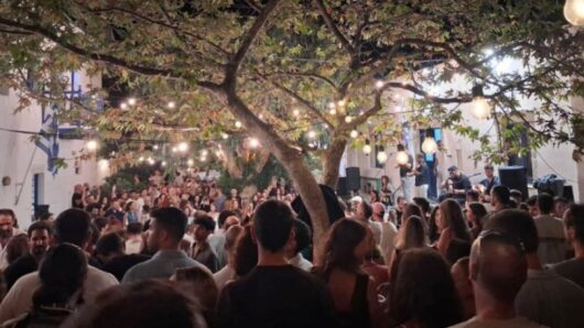 Αμοργός: Τα πανηγύρια γίνονται trend, αλλά εδώ παραμένουν τρόπος ζωής