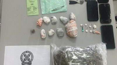 Θήρα: Πέντε συλλήψεις για συμπλοκή, διακίνηση ναρκωτικών και οπλοκατοχή – Κατασχέθηκε πάνω από 1 κιλό κάνναβης