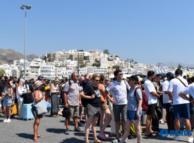 Αφίξεις λιμάνι Νάξου Αύγουστος 2026