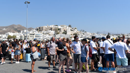 Νάξος: Από τον υπερτουρισμό στη βαρβαρότητα