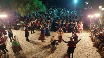 Πάρος: Συγκίνηση και νοσταλγία στην 20ή Μικρασιατική Συνάντηση – «Η Μικρά Ασία μας ενώνει»