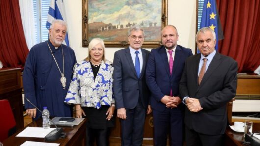 Φόρτωμας: Στη Βουλή τα ζητήματα των Ελλήνων του Μόντρεαλ – Από τον ΑΜΚΑ έως την ελληνόγλωσση εκπαίδευση