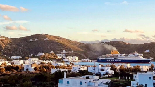 Ίος: Ταξίδια σχεδόν 14 ωρών και αφίξεις στις 04:30 στον Πειραιά – Έντονη αντίδραση του Δήμου Ιητών