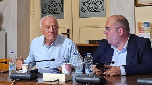 Μάρκος Καφούρος: Συναντήσεις στη Σύρο για τα προβλήματα του νησιού – Παρών στην υποδοχή του νέου Καθολικού Επισκόπου
