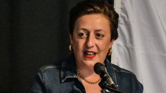 Σαντορίνη: Η Μαργαρίτα Καραμολέγκου επανεκλέχθηκε στην Ένωση Ξενοδόχων και αναλαμβάνει Αντιπρόεδρος