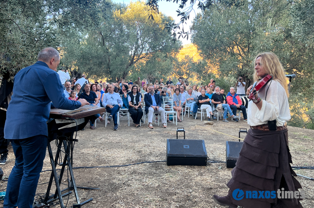 Ρεμπούτσικα Μια βραδιά κάτω από την ελιά