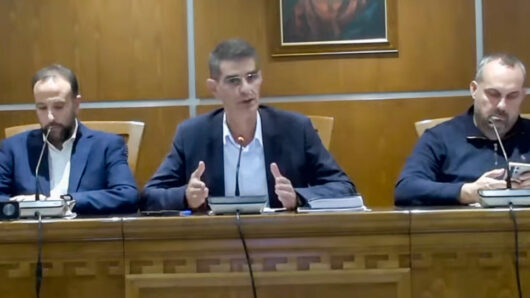 Κανονικά οι παρελάσεις στη Νάξο, ανακοίνωσε ο Λιανός – «Δεν έχει υπόσταση η απόφαση Λεονταρίτη»